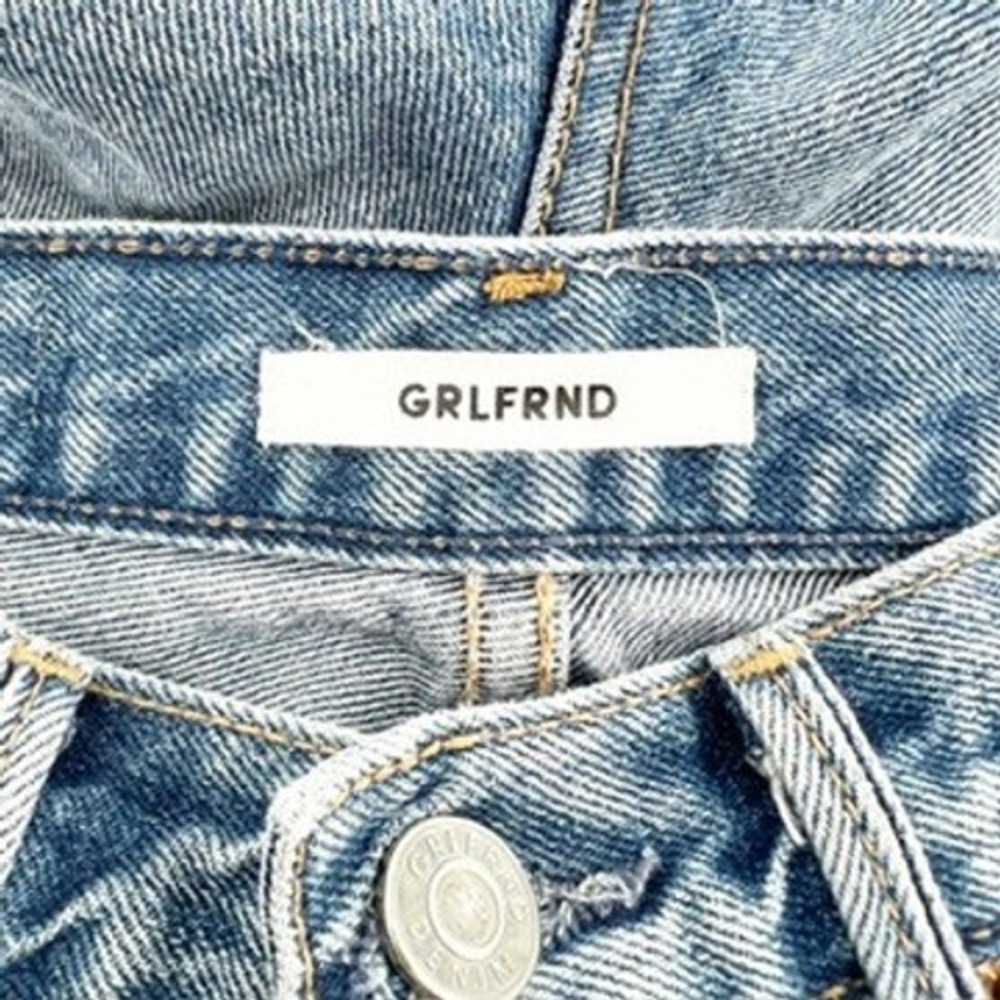 GRLFRND Helena High Rise Cut Off Denim Shorts Distressed Frayed Blue Size 23 - Picture 3 of 6